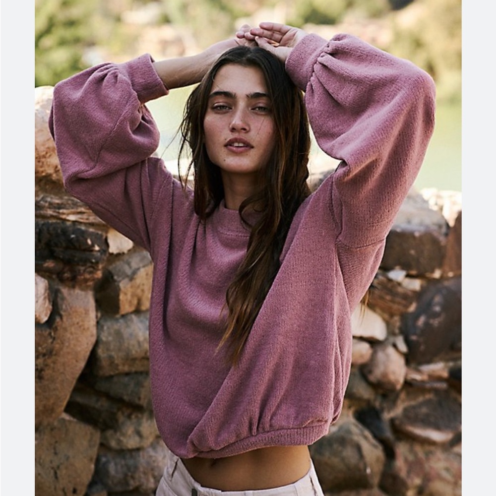 FREE PEOPLE pink/purple beach happy pullover, worn once, XL